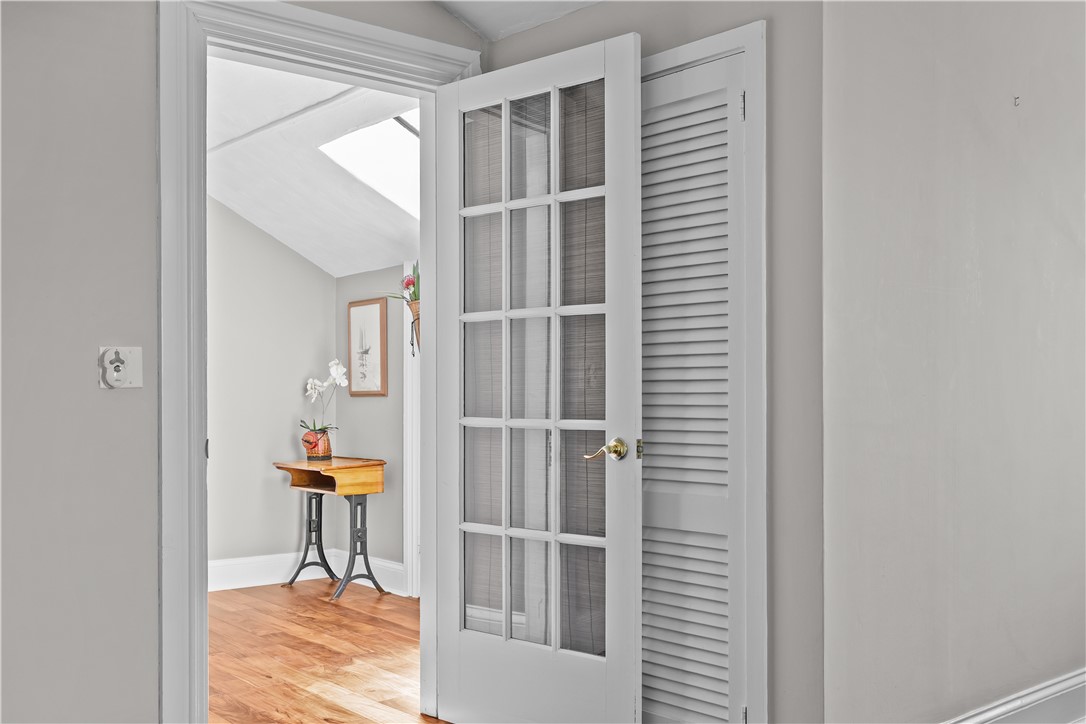 4 Red Cross Avenue 4