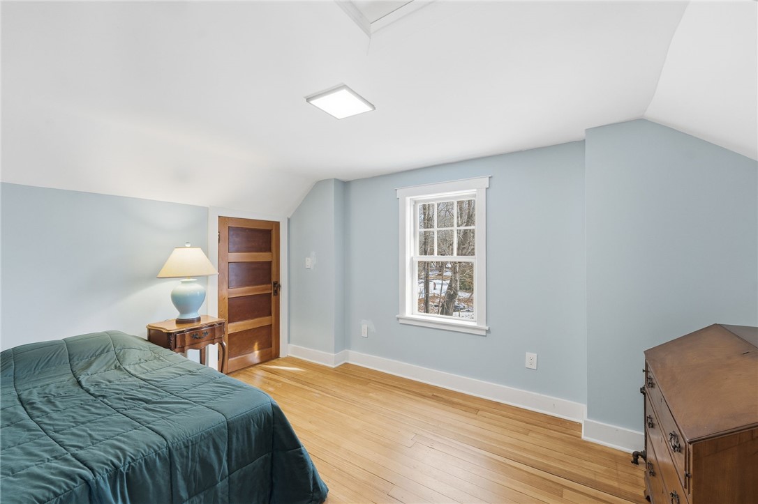 65 Columbia Heights Oval Circle