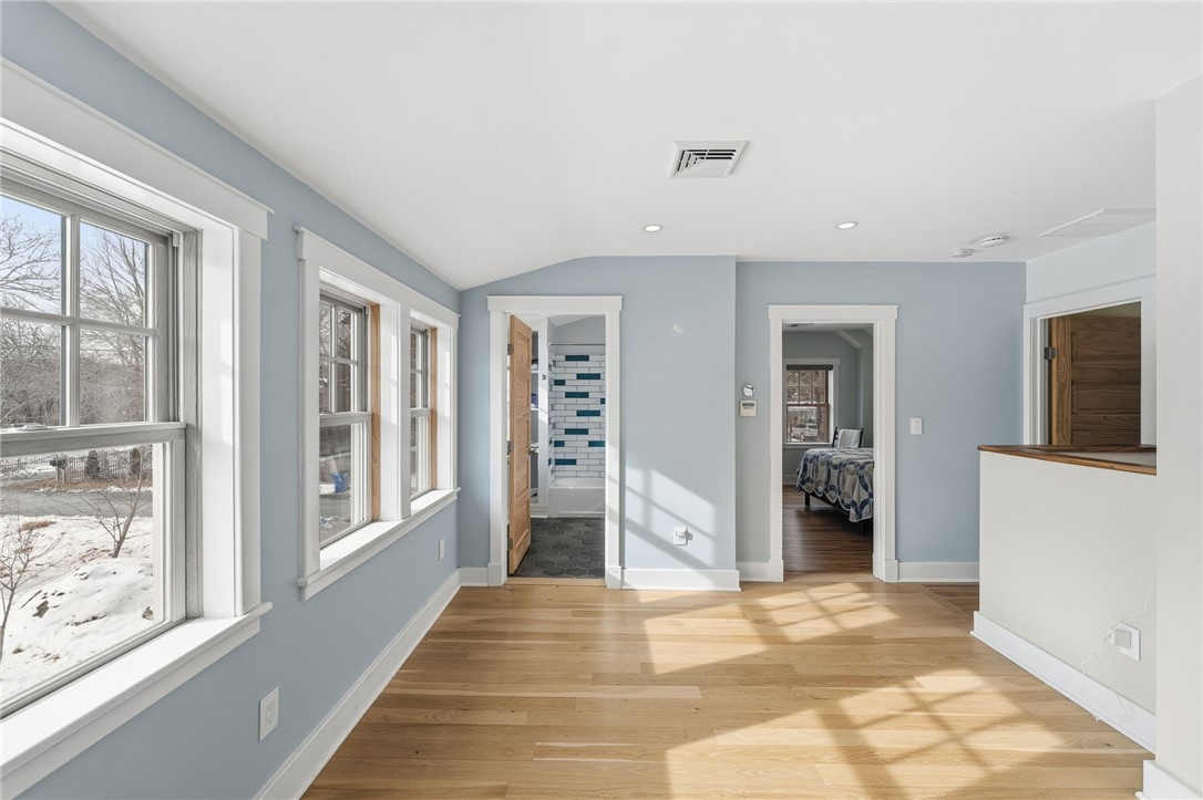 65 Columbia Heights Oval Circle