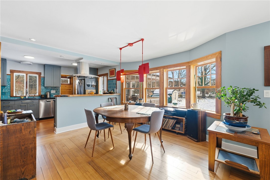 65 Columbia Heights Oval Circle