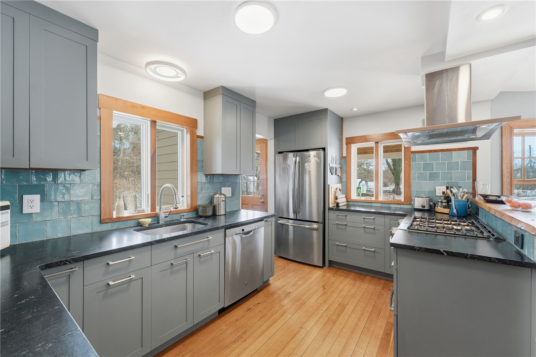 65 Columbia Heights Oval Circle