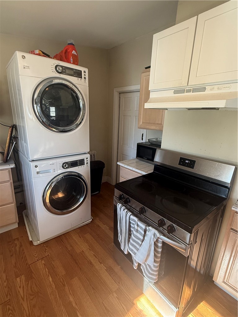 9 Narragansett Avenue 2