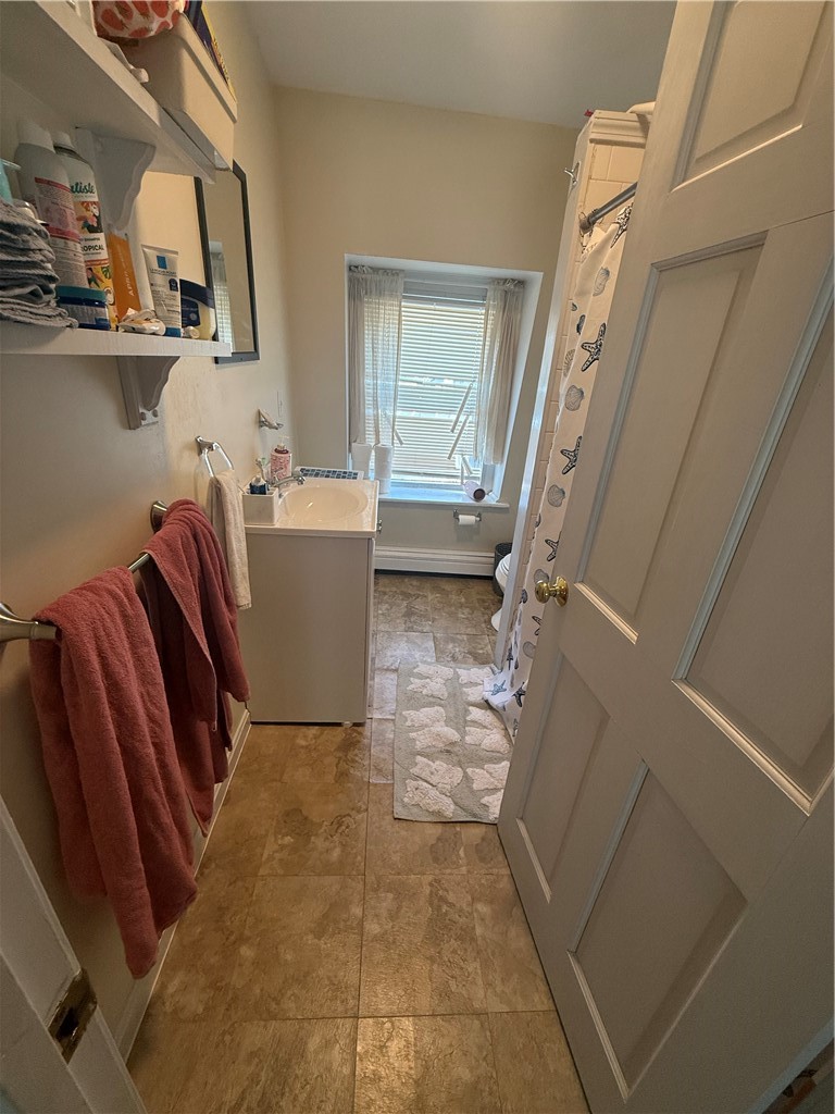 9 Narragansett Avenue 3