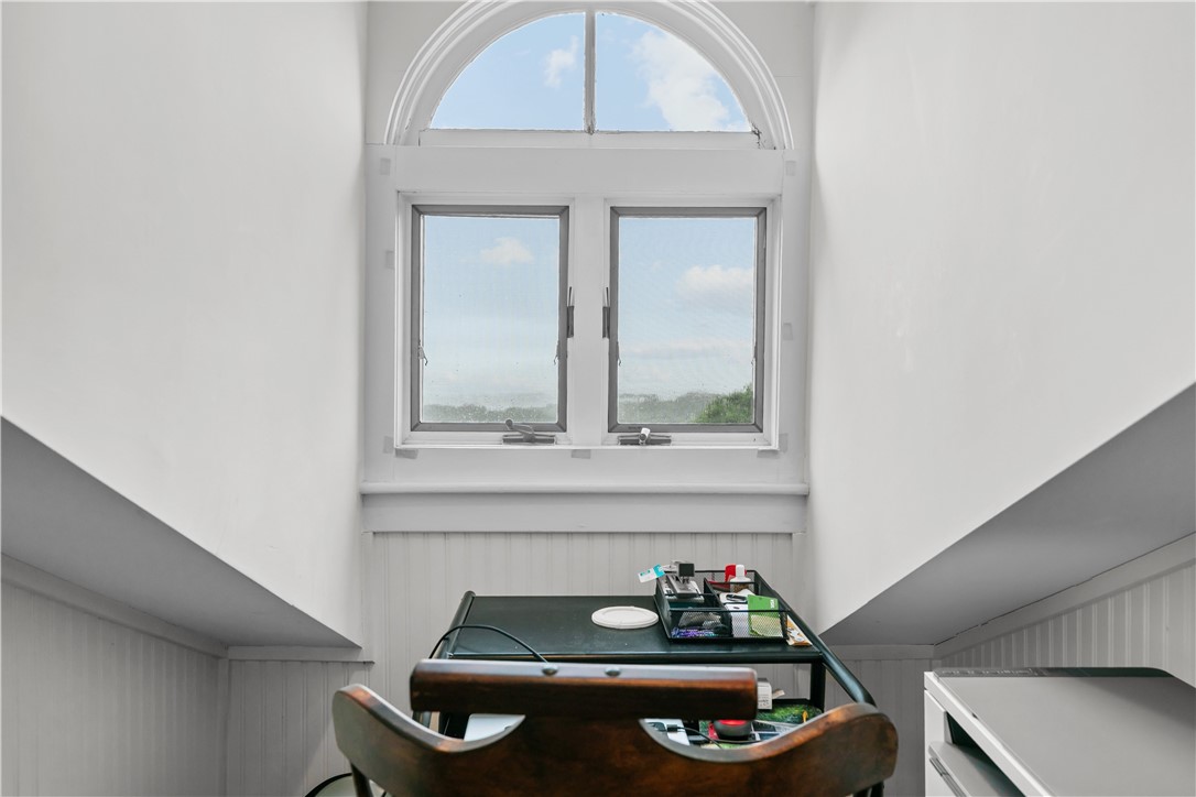 718 Bellevue Avenue 5