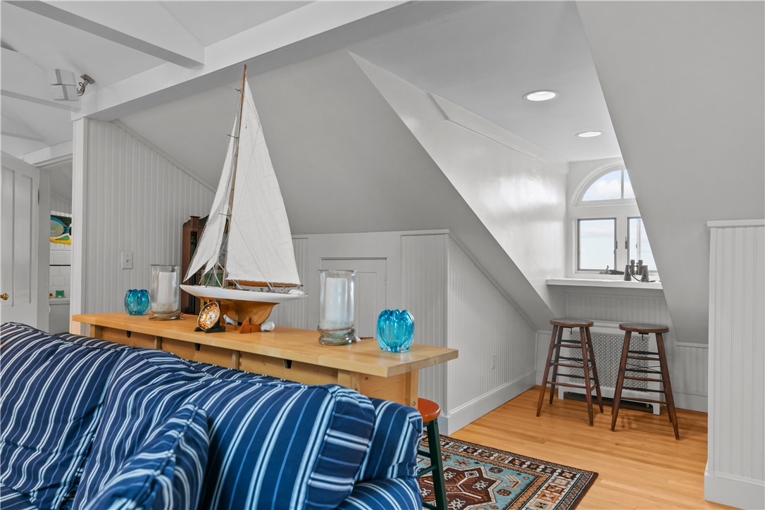 718 Bellevue Avenue 5