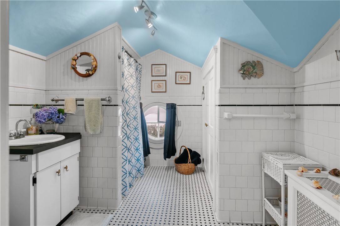 718 Bellevue Avenue 5