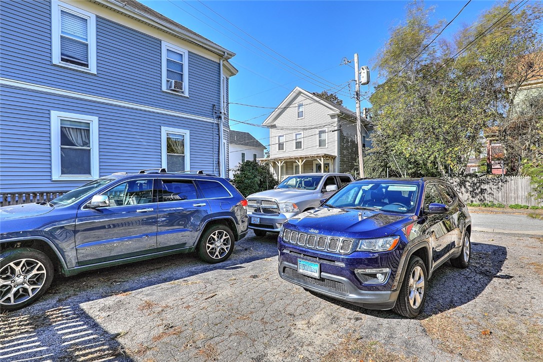 13 Rhode Island Avenue 1