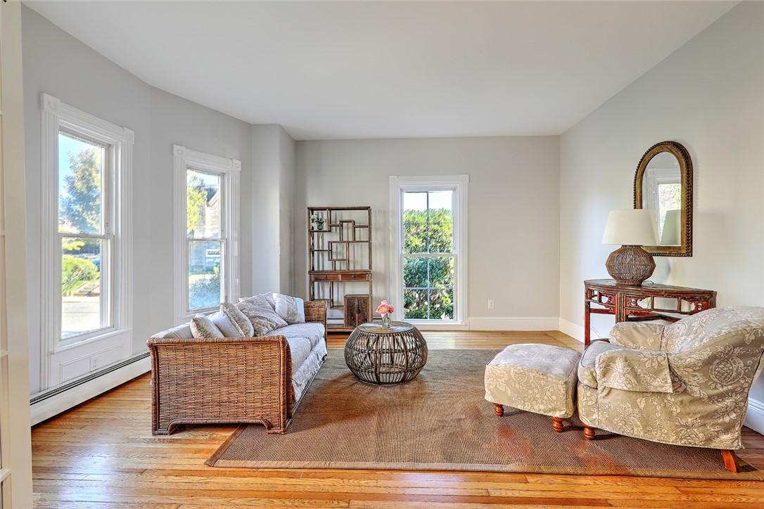 13 Rhode Island Avenue 1