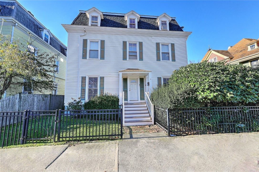 13 Rhode Island Avenue 1