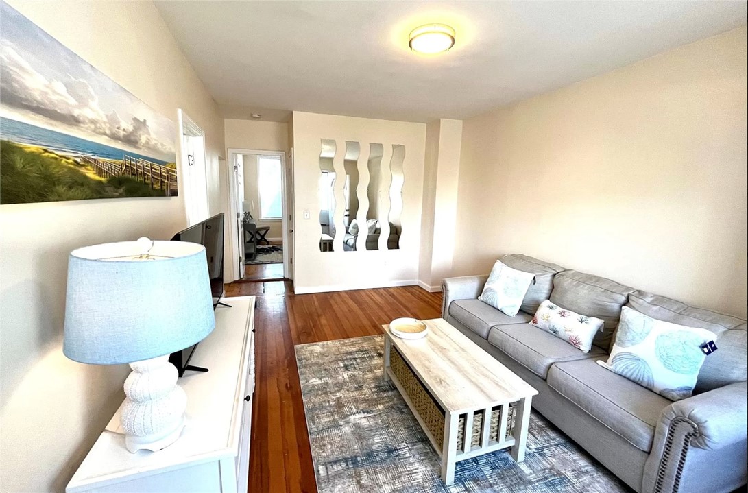 191 coggeshall Avenue 4