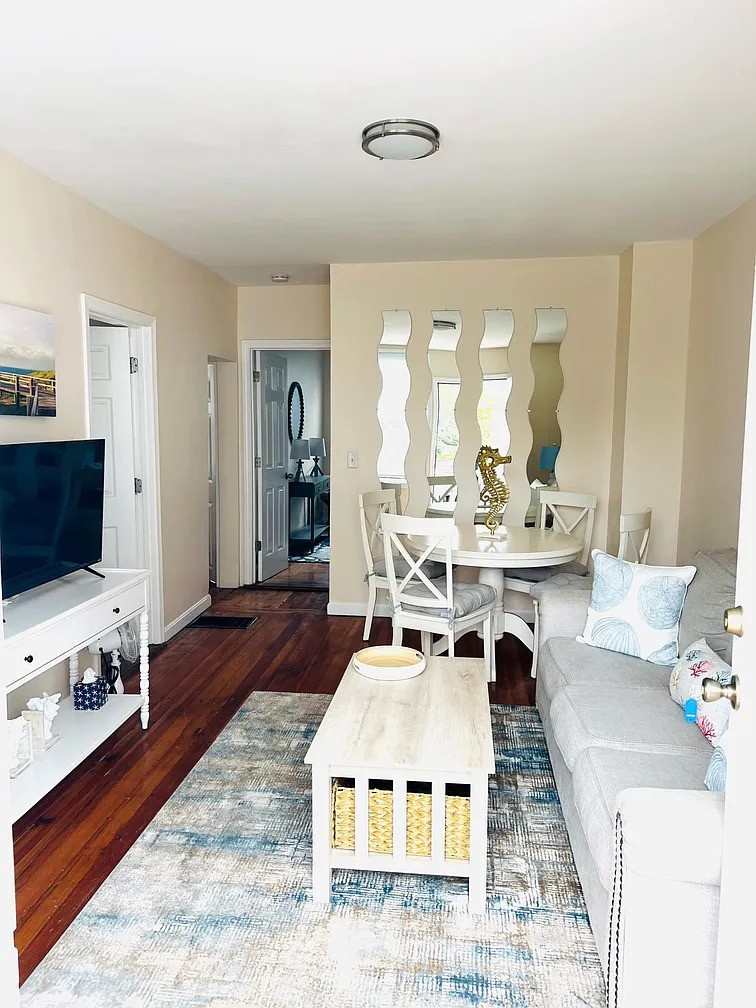 191 coggeshall Avenue 4