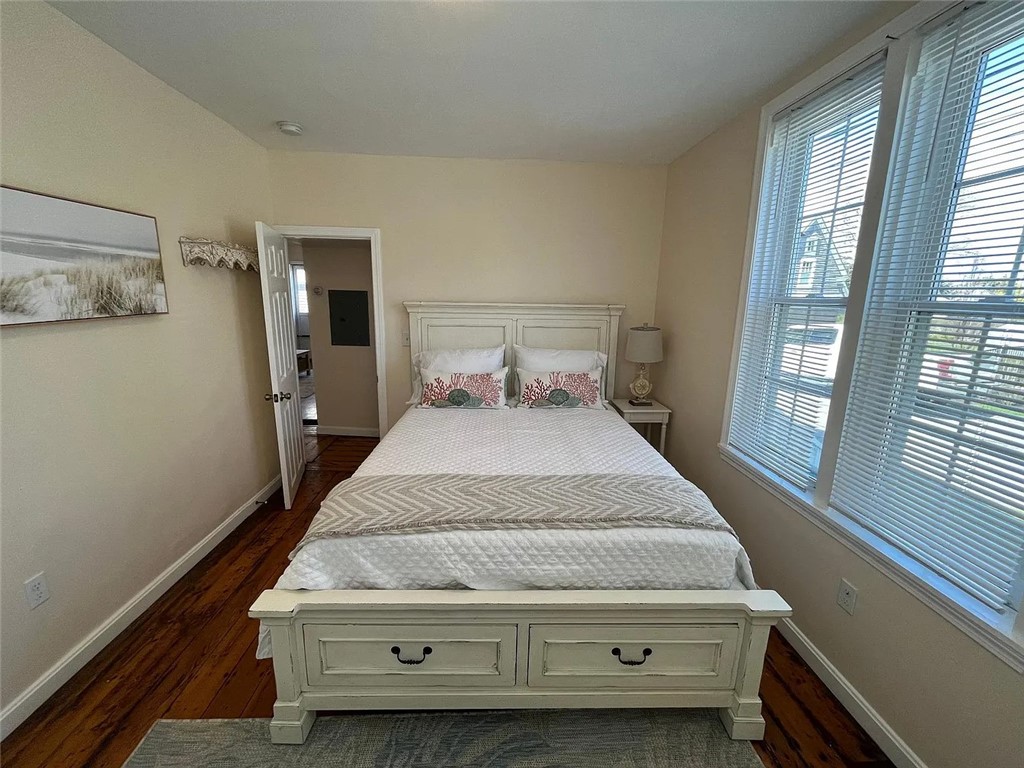 191 coggeshall Avenue