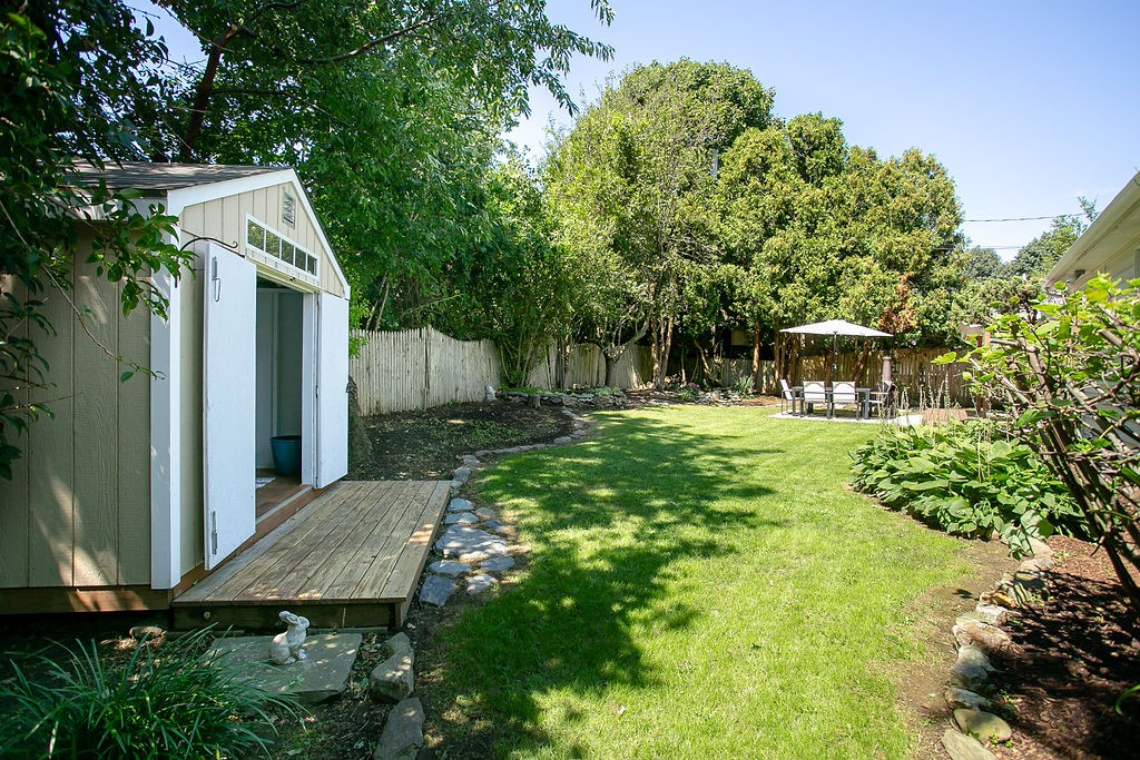 23 Sherwood Road