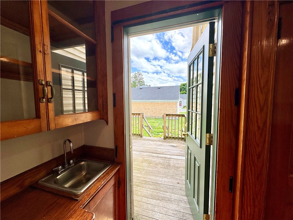 61 East Bowery Street 2