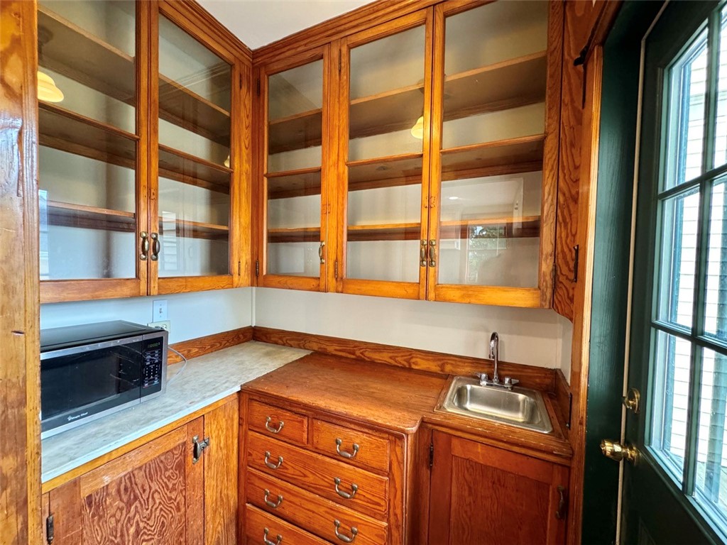 61 East Bowery Street 2