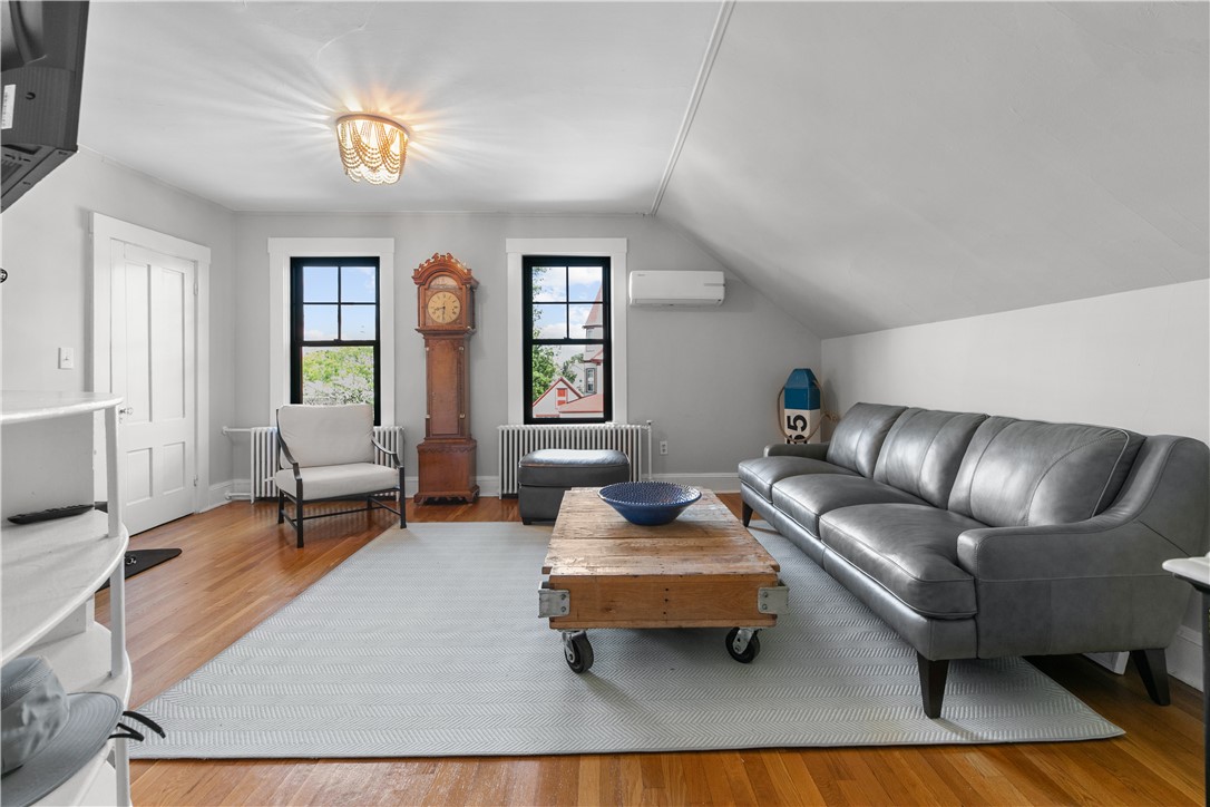 39 Powel Avenue 2