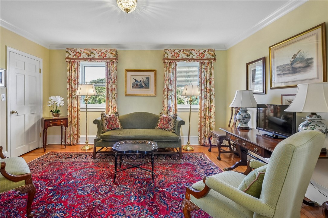 519 Bellevue Avenue 1W