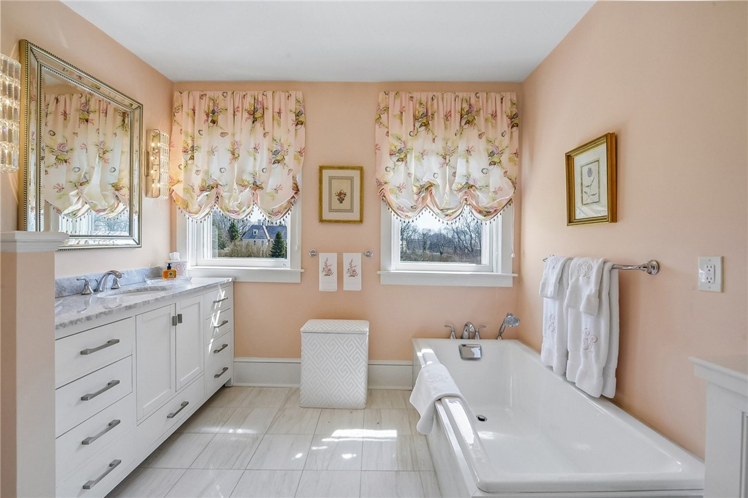 519 Bellevue Avenue 1W