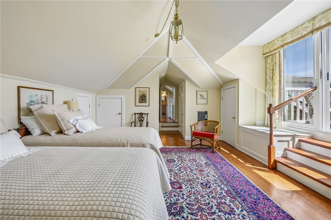 519 Bellevue Avenue 1W