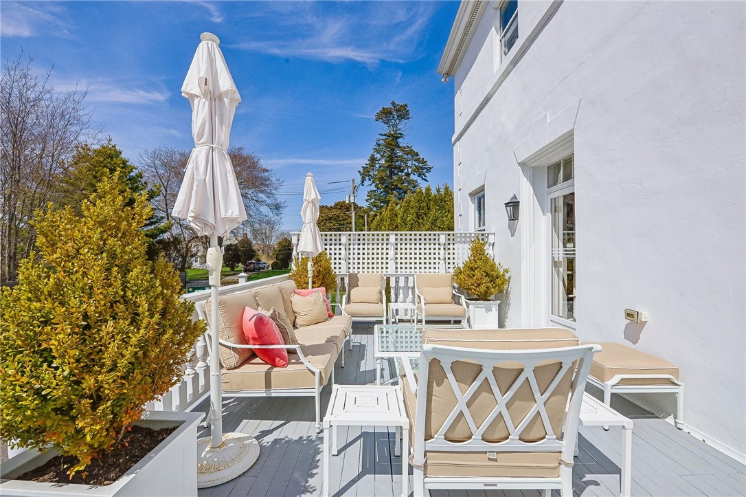 519 Bellevue Avenue 1W