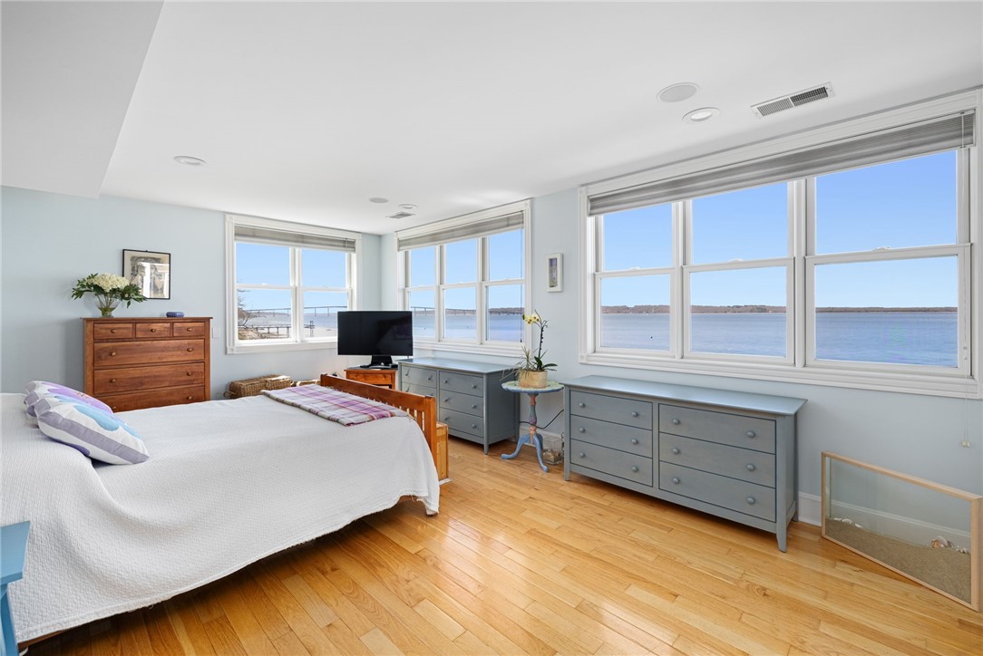 503 Seaside Drive