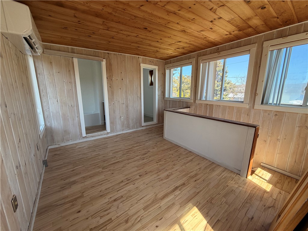 112 King Phillips Street