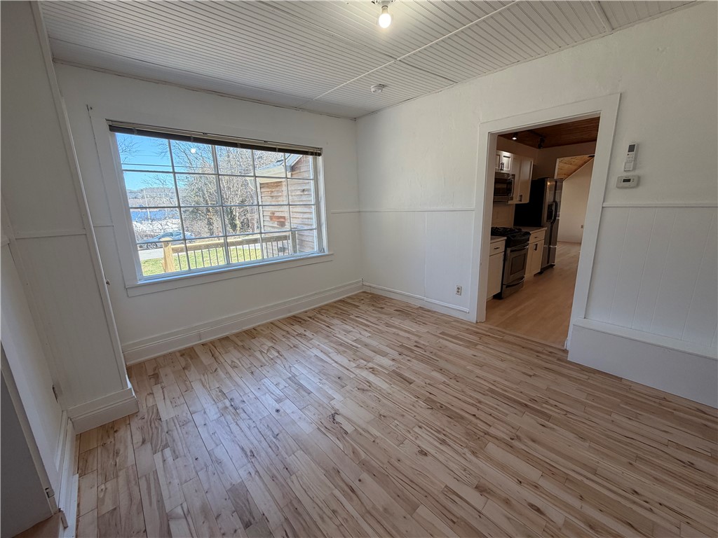 112 King Phillips Street