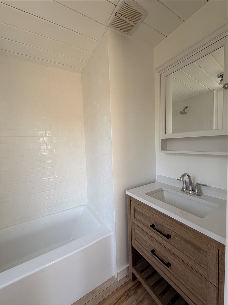 112 King Phillips Street