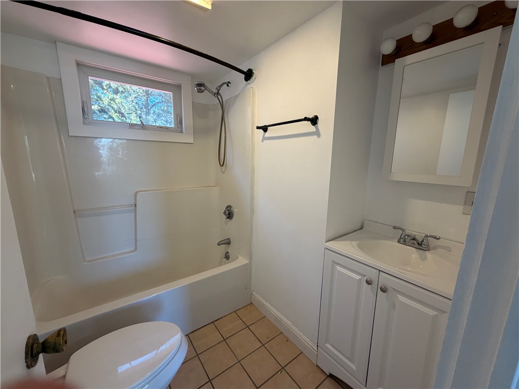 112 King Phillips Street