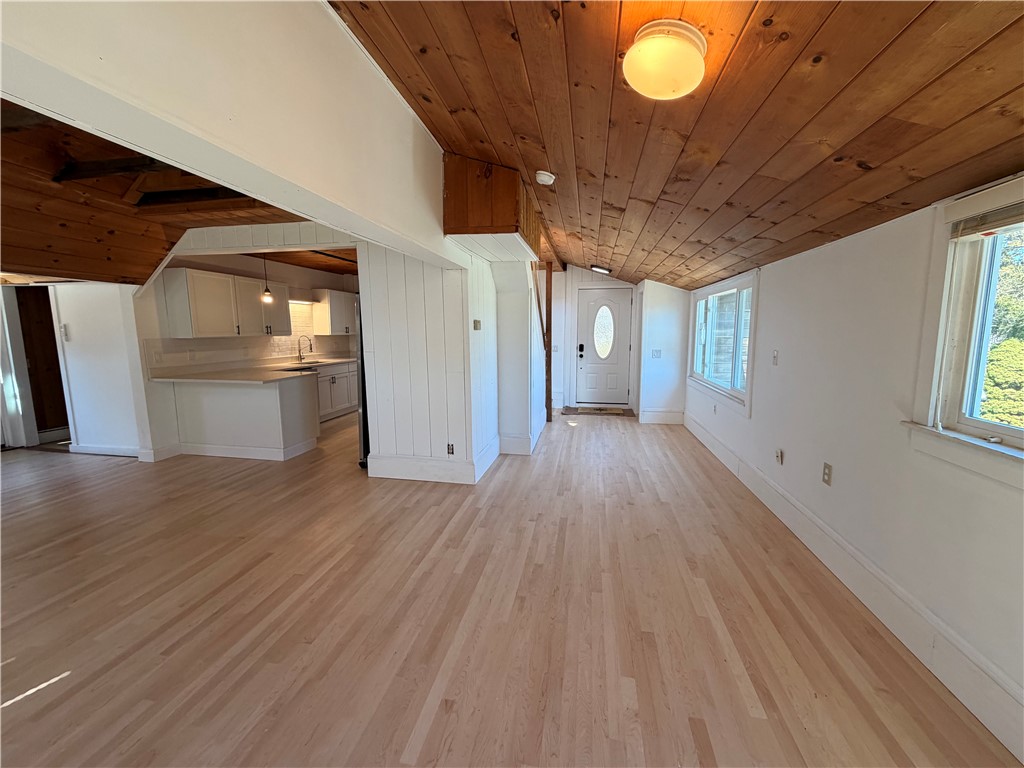 112 King Phillips Street