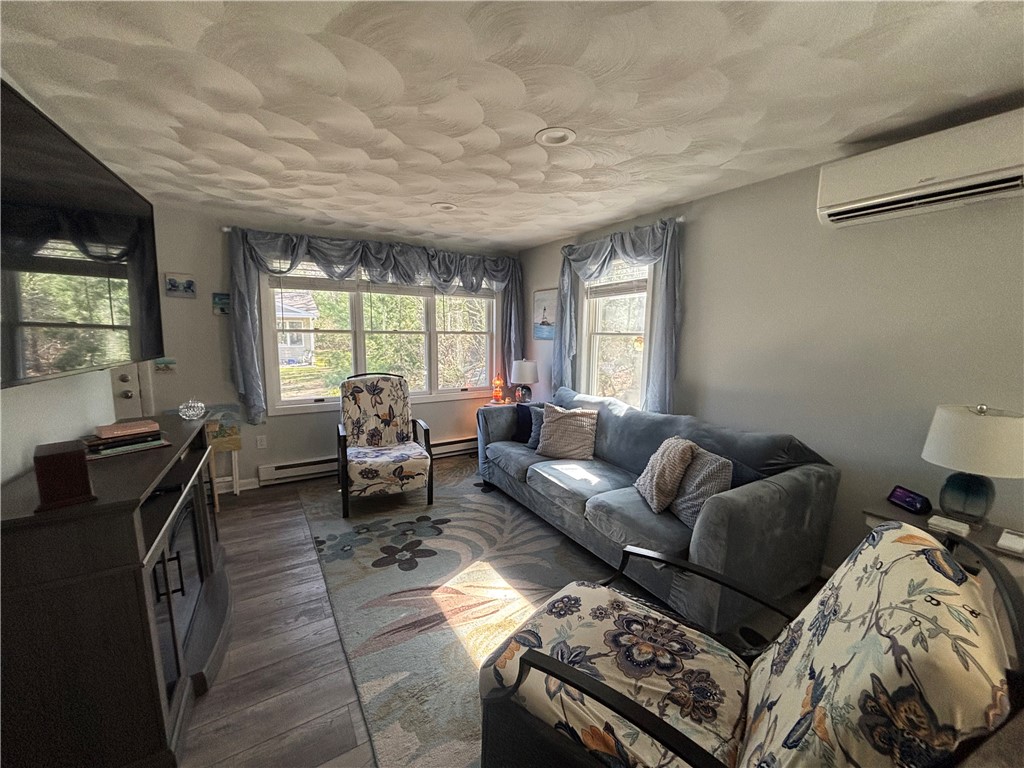 25 West Castle Way D