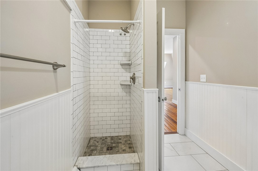 541 Bellevue Avenue 6