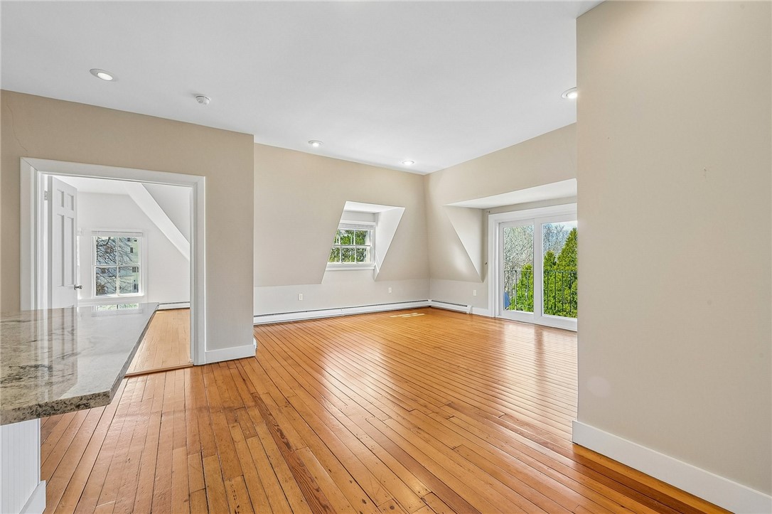 541 Bellevue Avenue 6