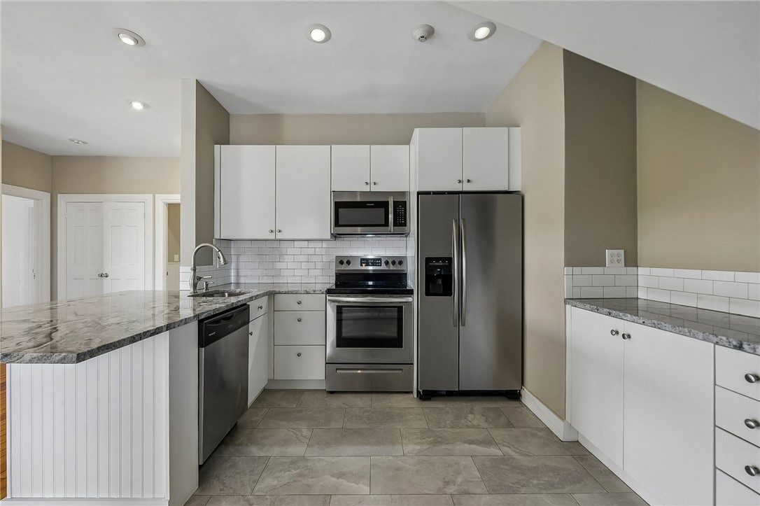 541 Bellevue Avenue 6