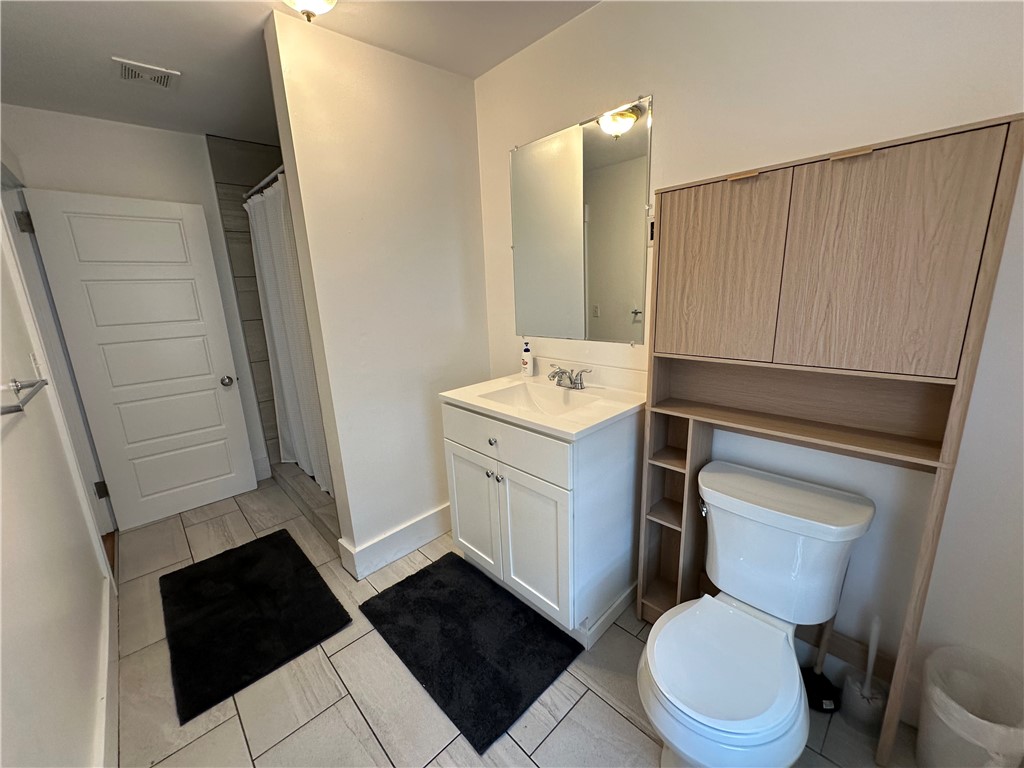 15 Kilburn Ct Court