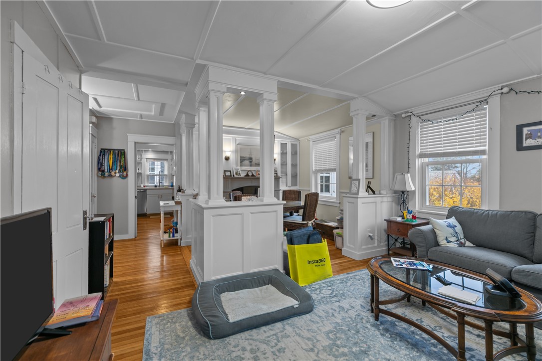 5 Elliot Place