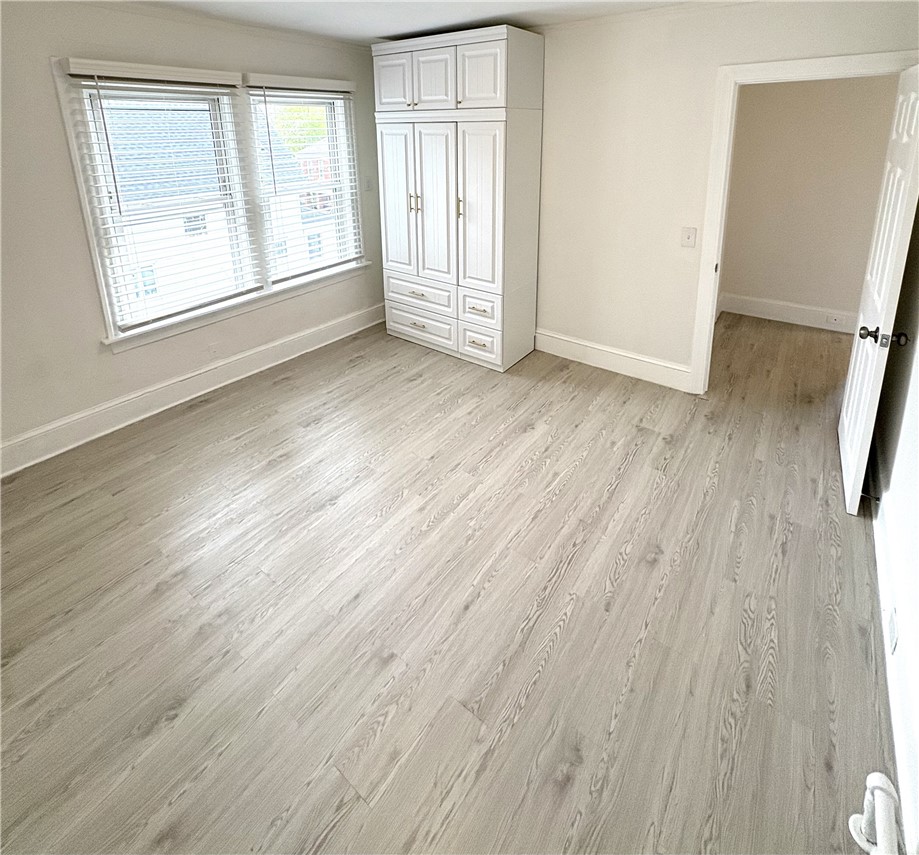 11 Russell Avenue 2