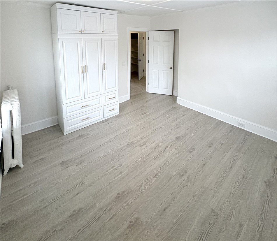 11 Russell Avenue 2