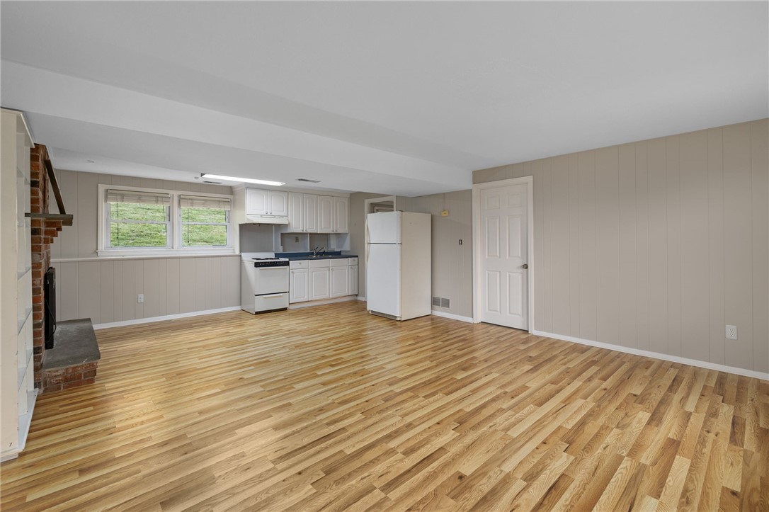23 Algonquin Drive