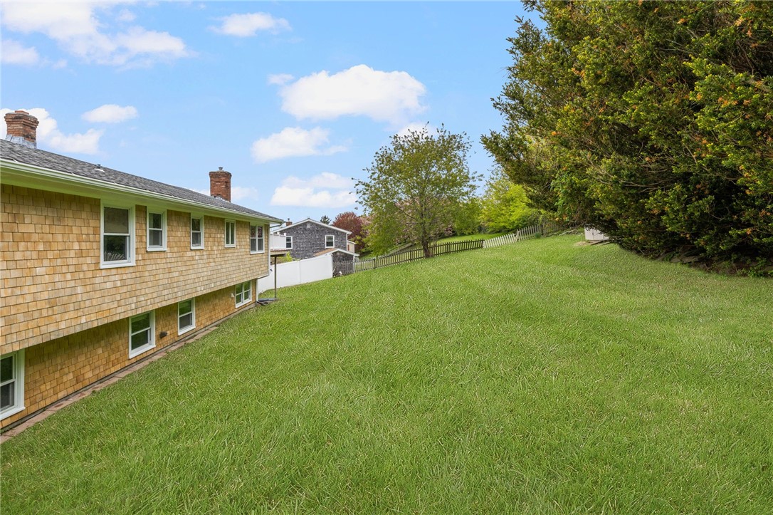 23 Algonquin Drive