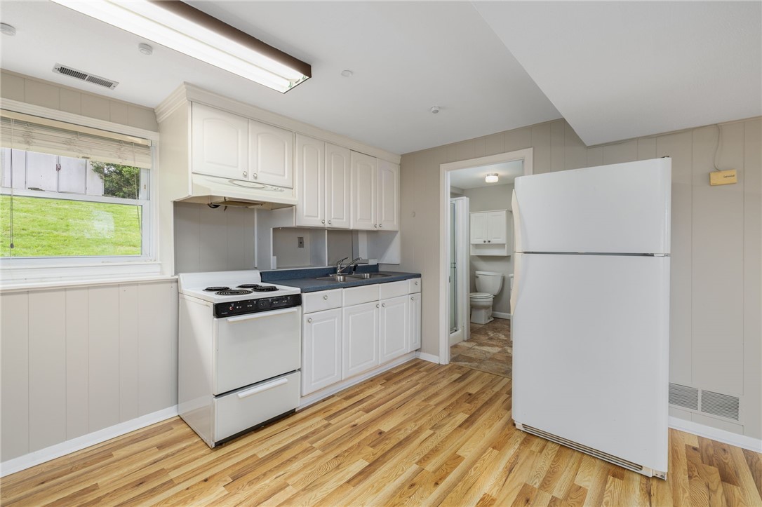 23 Algonquin Drive
