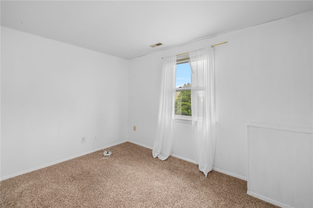 23 Algonquin Drive