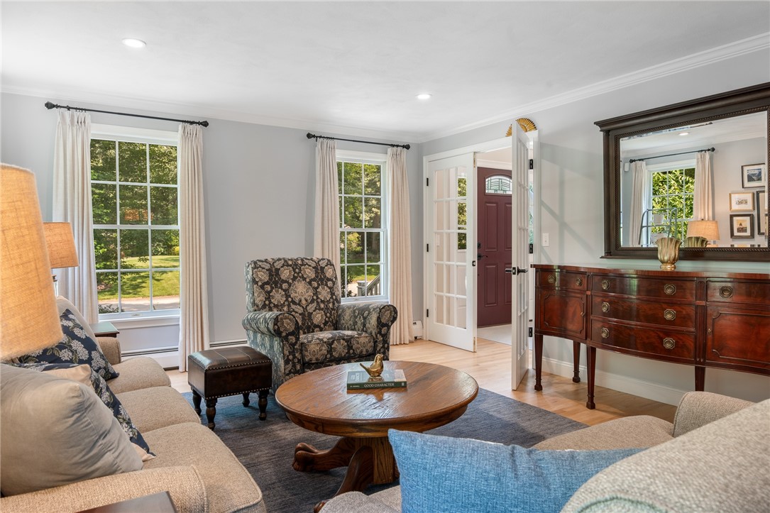 91 Woodridge Drive