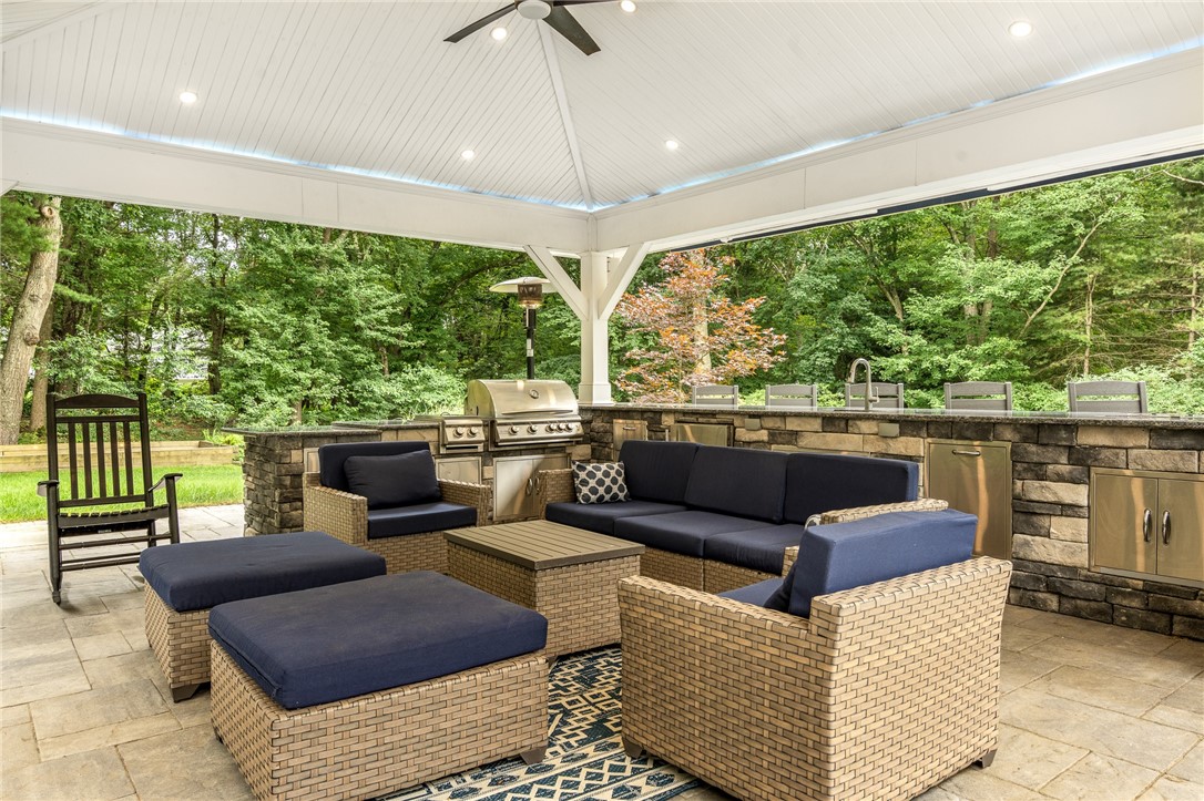 91 Woodridge Drive