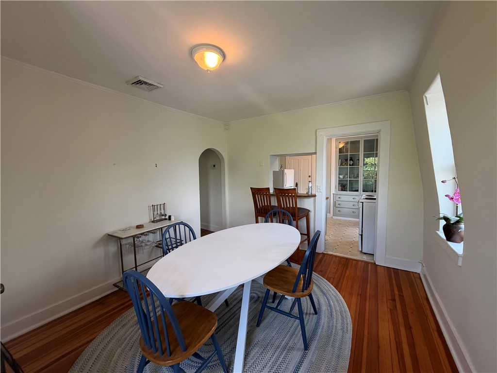 44 Everett Street 3