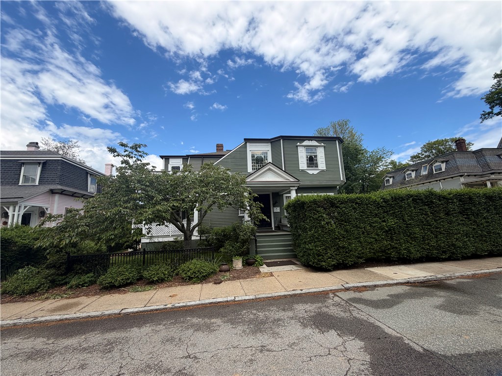44 Everett Street 3