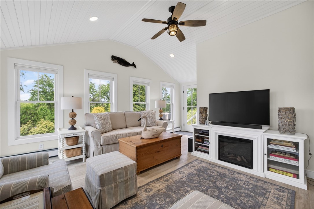 168 S Weeden Road