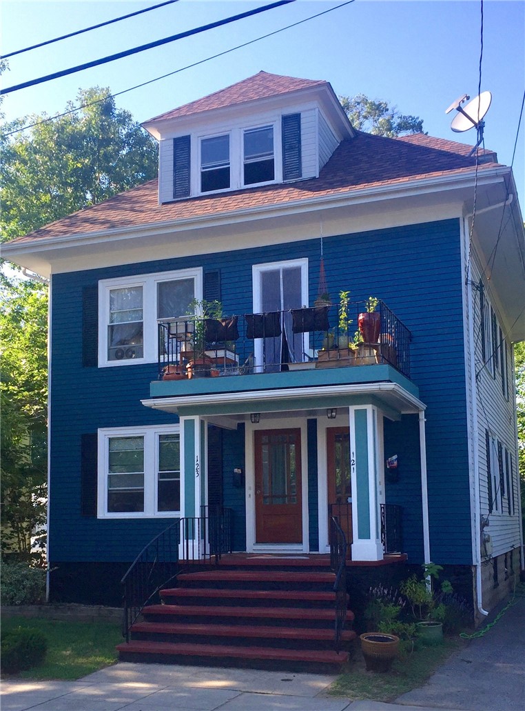 121 Rutherglen Avenue
