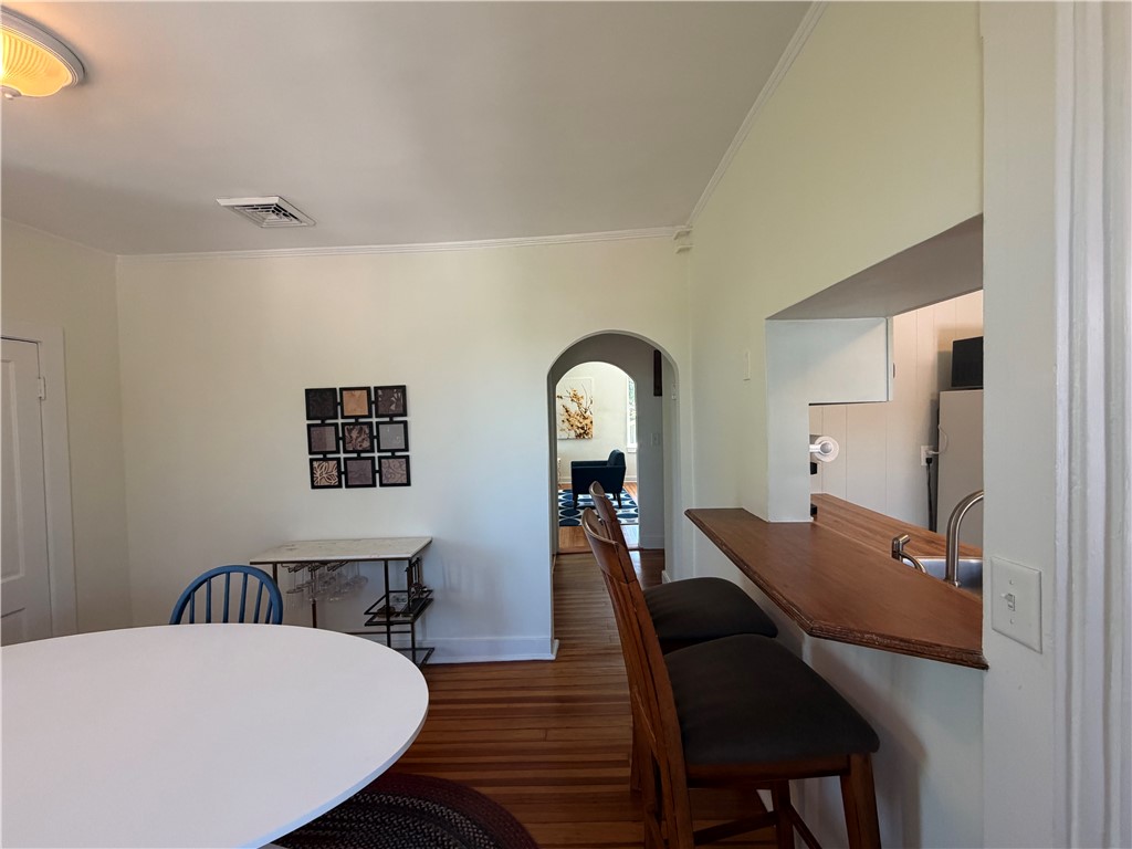 44 Everett Street 3