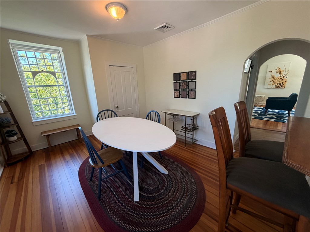 44 Everett Street 3
